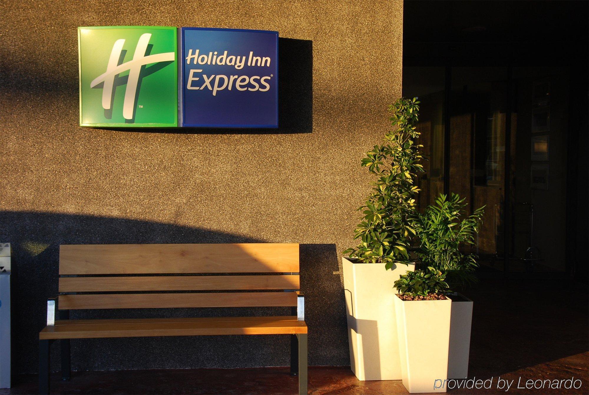 Holiday Inn Express Campo De Gibraltar-Barrios, An Ihg Hotel Los Barrios Zewnętrze zdjęcie